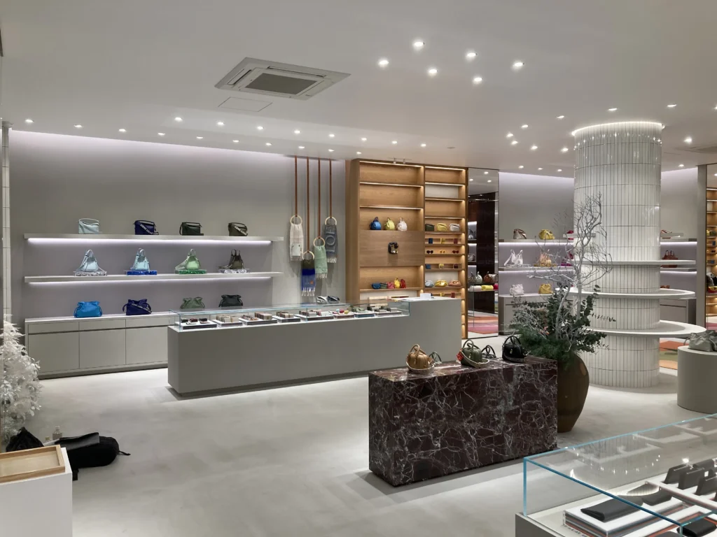某百貨店 物件01
