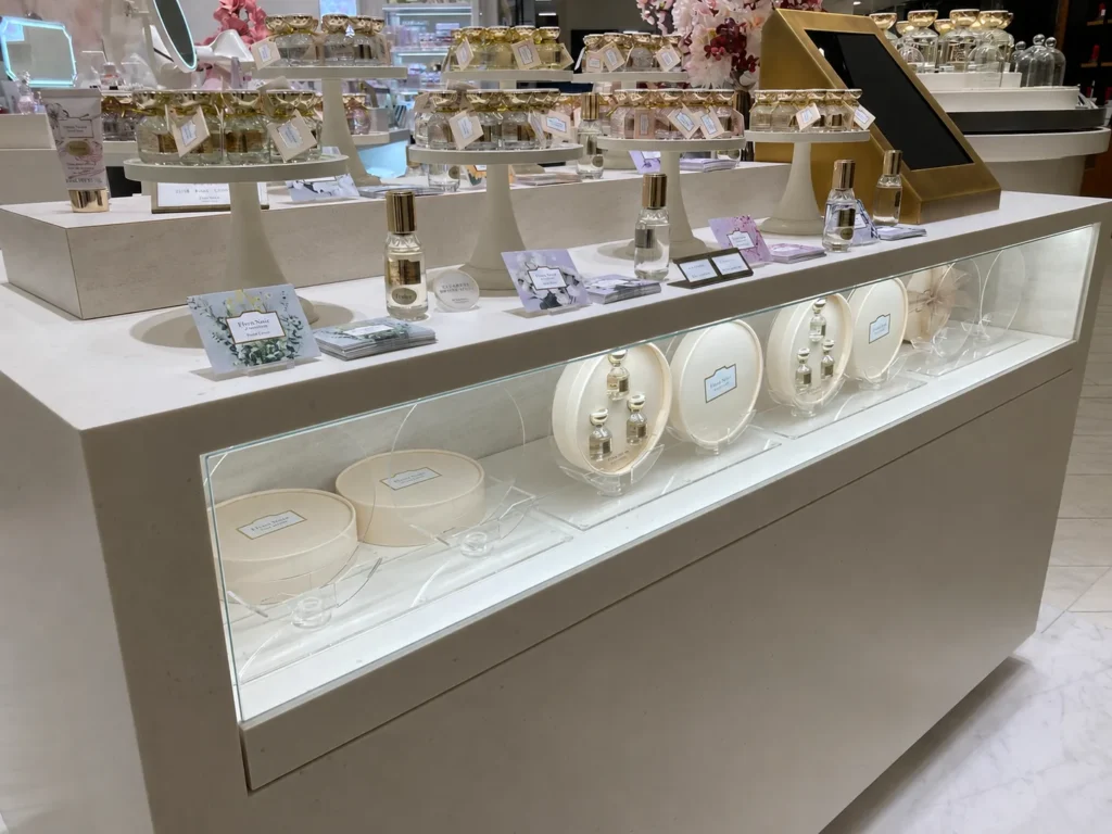 アクリル加工